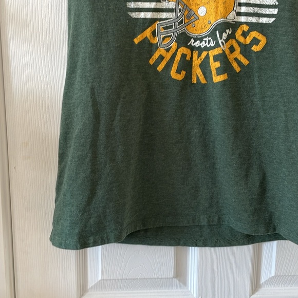 NFL 🏈 football Green Bay Packers V neck tee - Picture 2 of 5